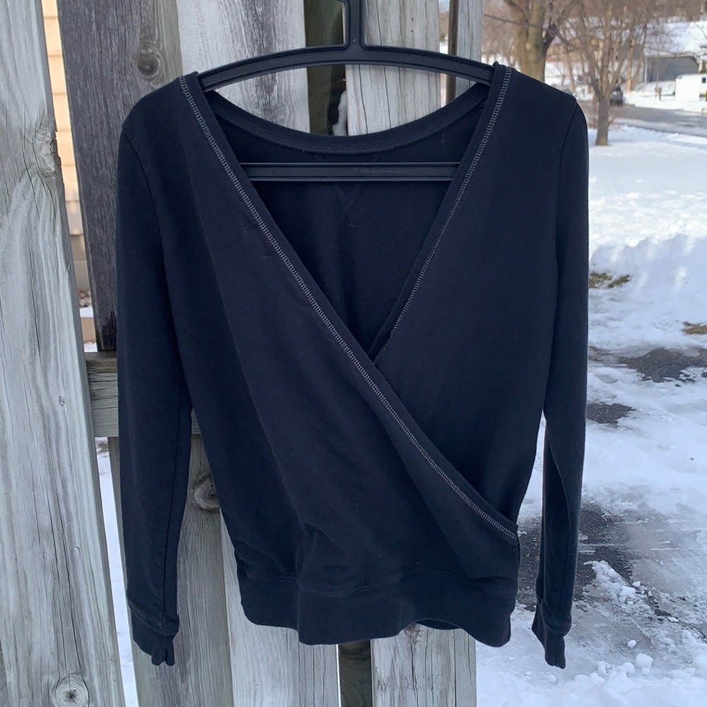 Aerie open v back black sweatshirt